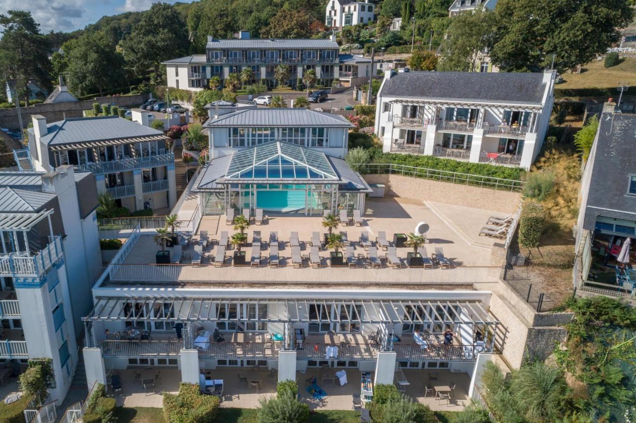 Résidence Pierre&Vacances Premium Le Coteau et la Mer Tréboul Extérieur photo