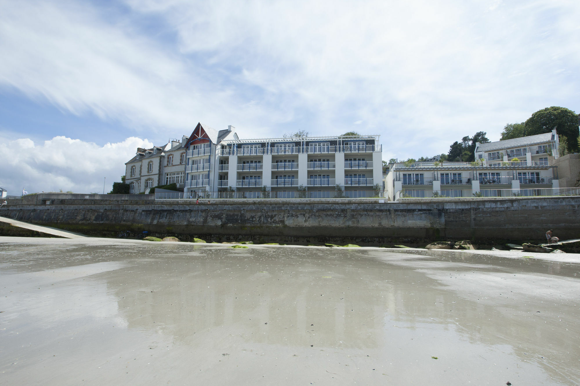Résidence Pierre&Vacances Premium Le Coteau et la Mer Tréboul Extérieur photo